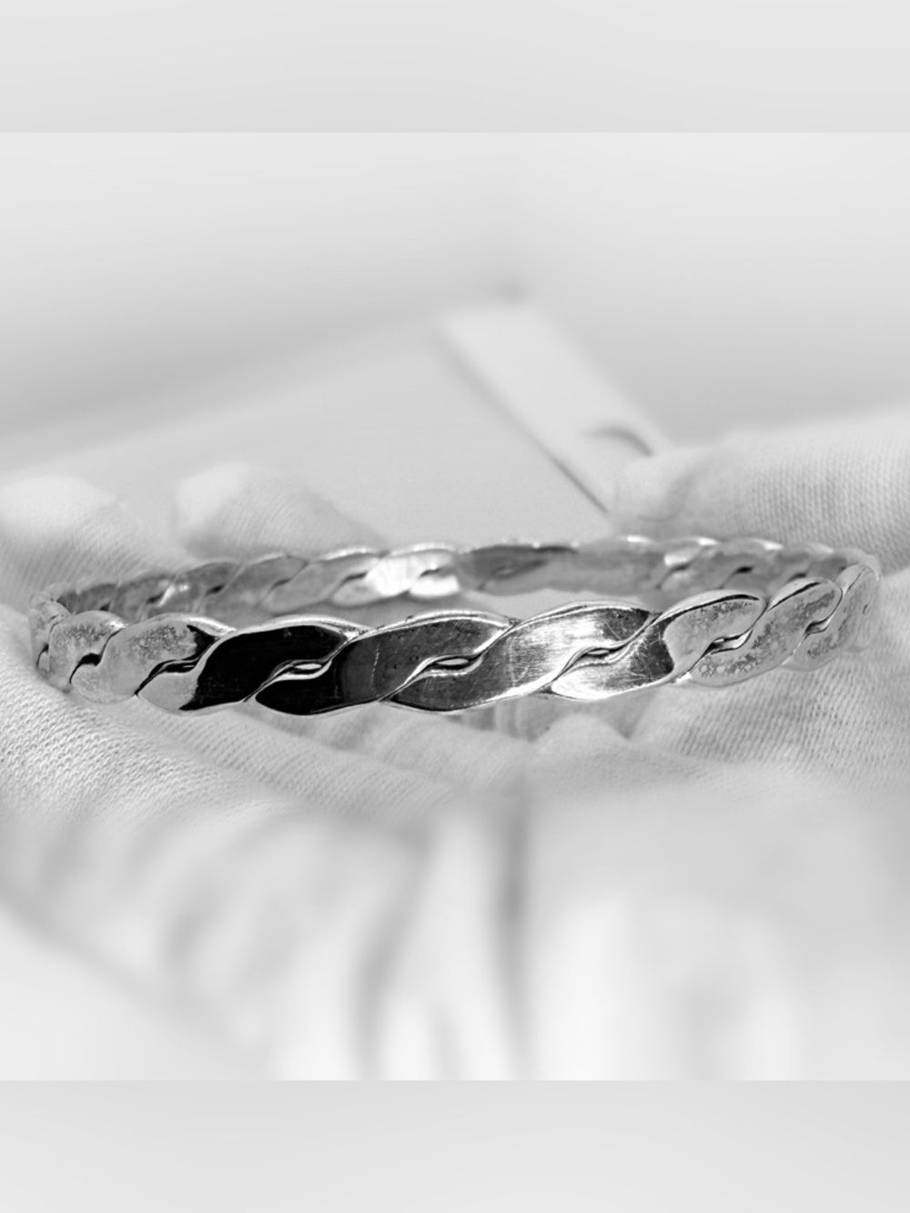 Taxco Sterling Silver Twisted Link Bangle Bracelet